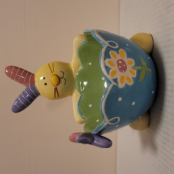 Cracker Barrel Bunny in Bloom Rabbit Candy Dish - Picture 3 of 16